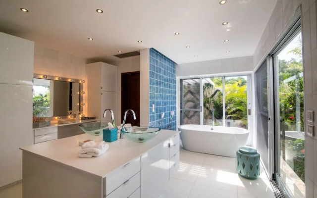 Dream Villa Terres Basses-575