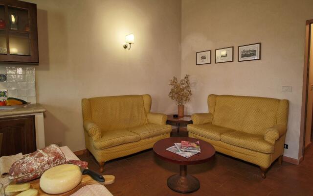 Cozy Villa in Sinalunga with Terrace