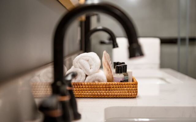 Haida House at Tllaal