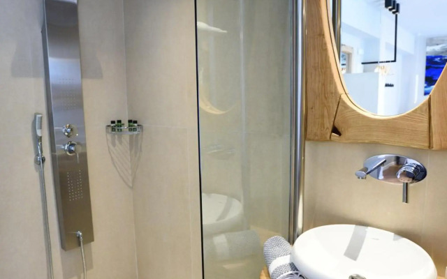 Mystique Luxury Suites