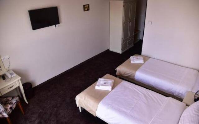 Hesteya Hotel