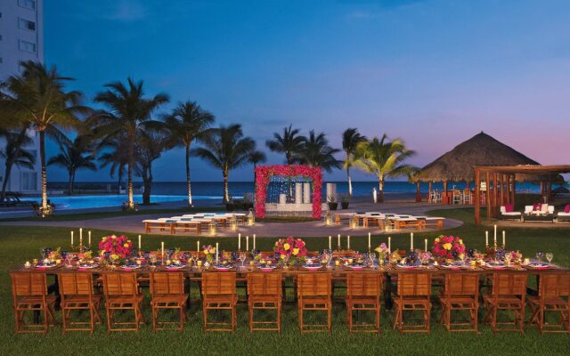 Wyndham Alltra Vallarta, All-Inclusive Resort