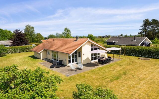 "Wreth" - 300m from the sea in Funen