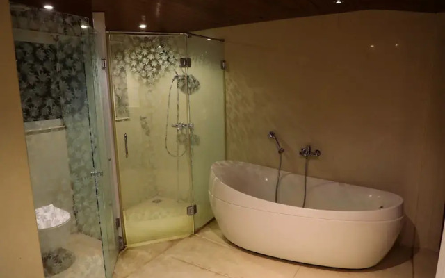 White Pearl Suites
