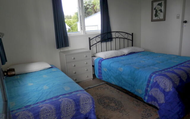 Pukenui Lodge Motel & Hostel/Backpackers