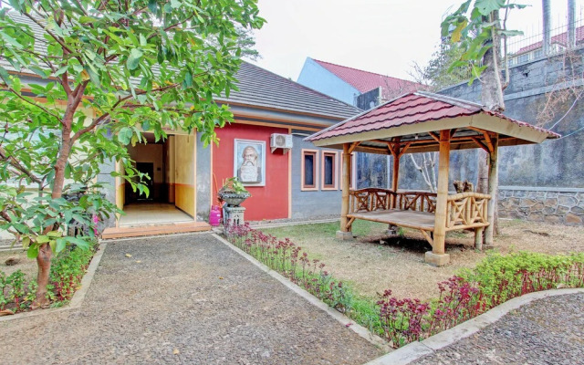 Hotel O Mtc Bunk Bed