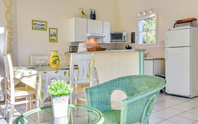 Modern Holiday Home in Sainte-Marie-de-Re near Sea