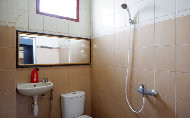 Garudha Hotel by RedDoorz