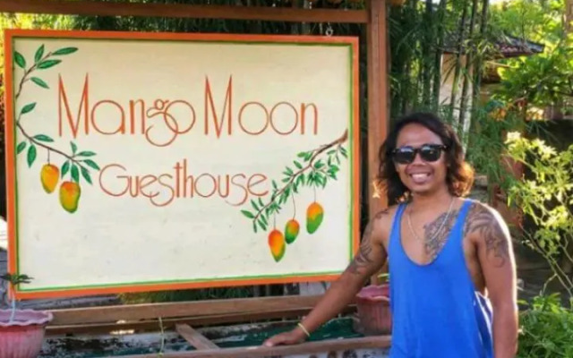 Mango Moon