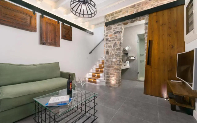 Lindos Shore Summer House