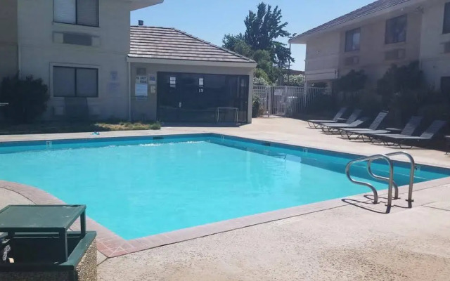 Ramada Modesto