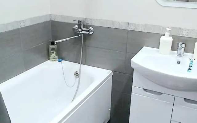 The apartment is close to the metro, 10 minutes from the Kazan Kremlin - Apartment in 카잔 - Photo 5