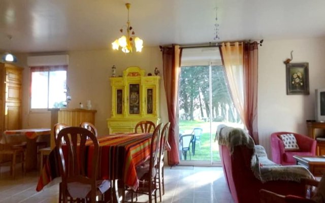 House With 3 Bedrooms in Erdeven, With Furnished Garden and Wifi - 2 k