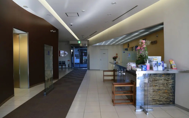 Hotel Crown Hills Arakawaoki (BBH Hotel Group)