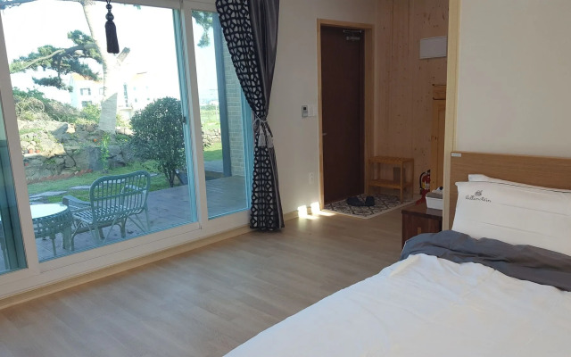 Wind Jeju Cafe & Pension