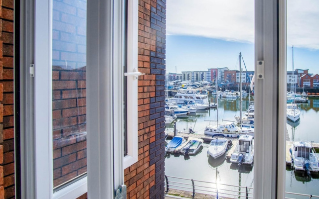 The Crows Nest - 1 Bed Apartment - Swansea Marina