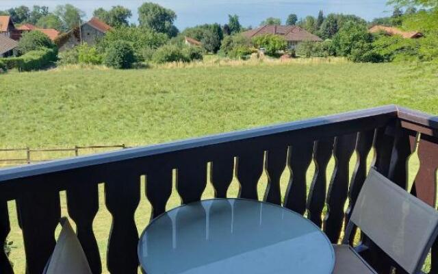 T2 Paisible Dans Un Cadre Arboree (Adults Only)