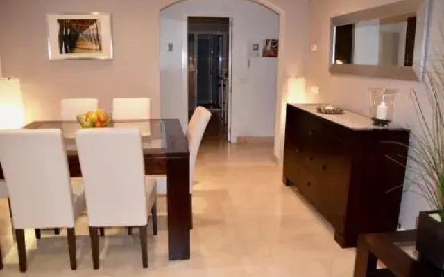 Apartment in La Mairena