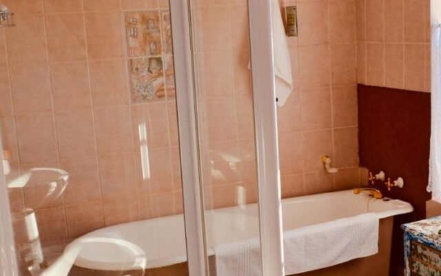 Karoo Life Bed & Breakfast