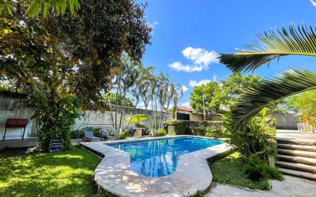 Casa Siloe + Pajarera/ Piscina compartida