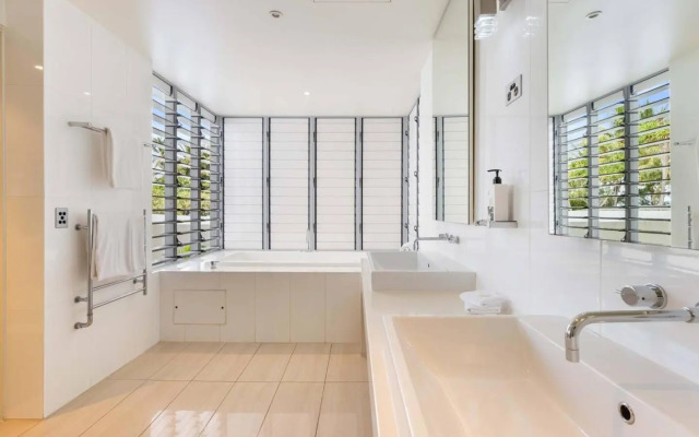 Beachfront Condo 5202 at Drift Resort