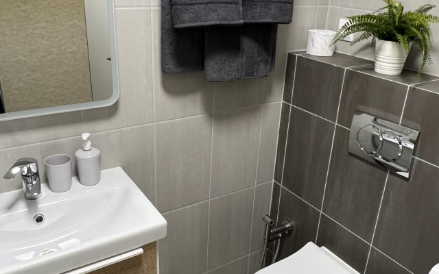 Пять звезд Кассиопеи на улице Мечникова 37