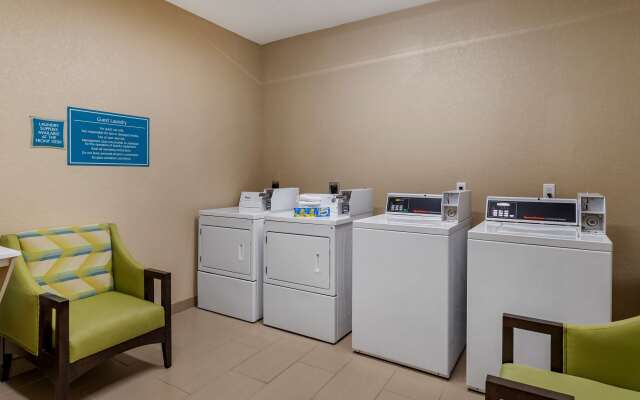 Best Western Plus Galveston Suites