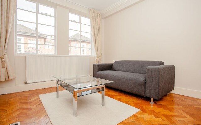 Bright 2 Bedroom Apartment Near Regents Park