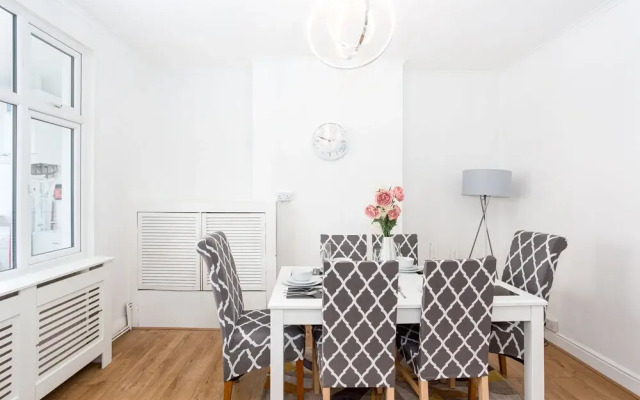 The Woodgrange by Sorted Stay