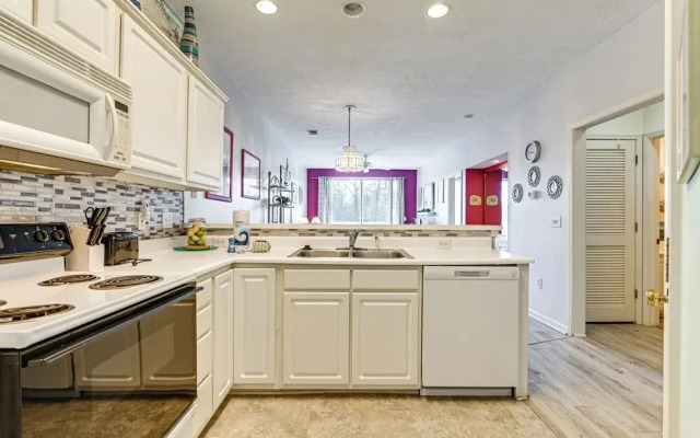River Oaks 51-E Apartment