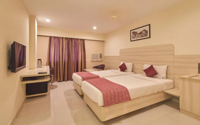 Hotel Pratap Plaza