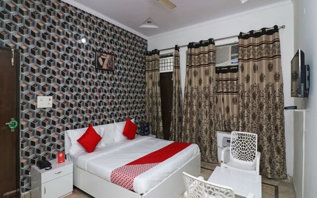 OYO 22506 Heaven Residency