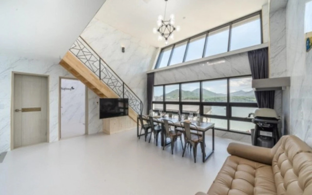 Yeosu Highlark Resort