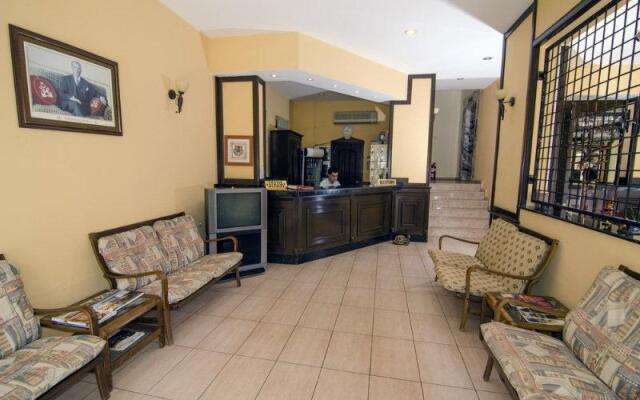 Guler Hotel	