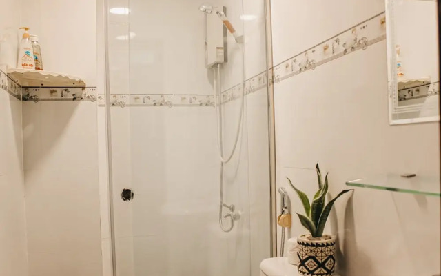 Ngoc Linh Motel