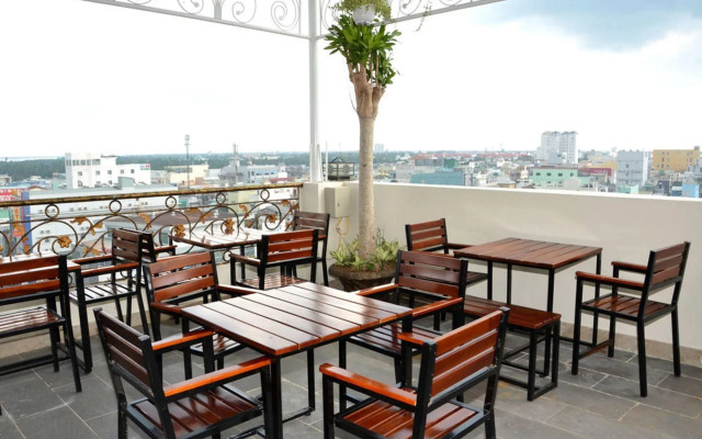 Madella Hotel