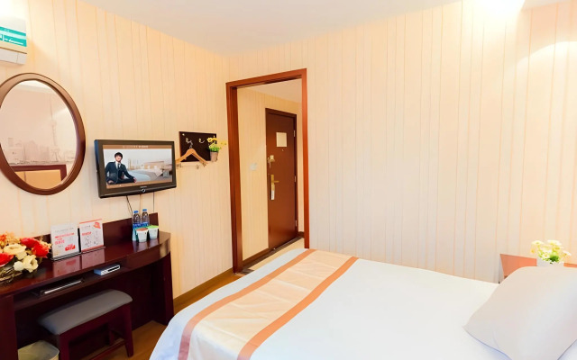 Greentree Inn Shanghai Caoan Road Textile Express Hotel