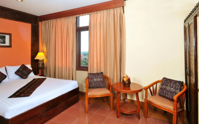 Pakse Hotel & Restaurant