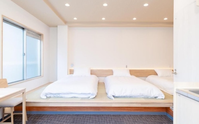 Sunshine Inn 456