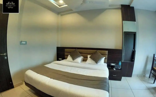Hotel Maanvad Garh - V One pride by Noww Hotels