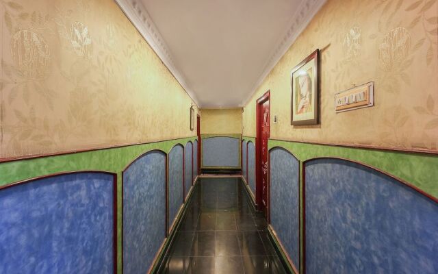 OYO 26562 Dazzle Lodge