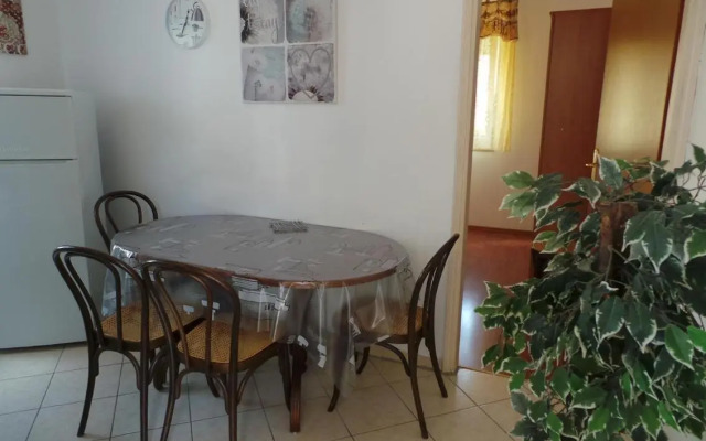 Apartments with a parking space Valbandon, Fazana - 15386