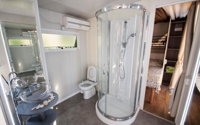Weekend Glamping Resort
