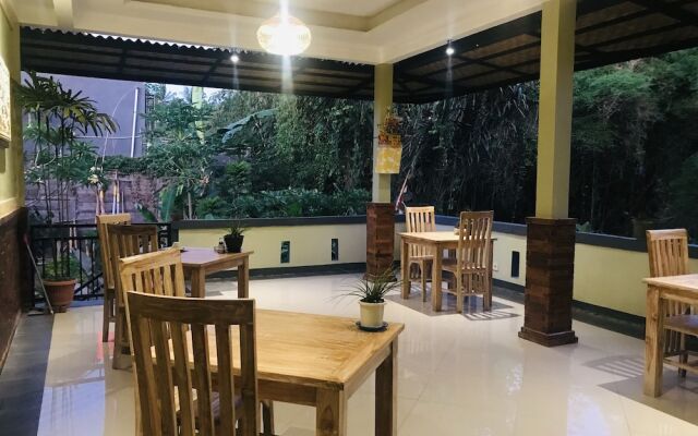 Suastika Bed and Breakfast