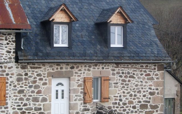 House With 3 Bedrooms in Saint-clément, With Wonderful Mountain View a