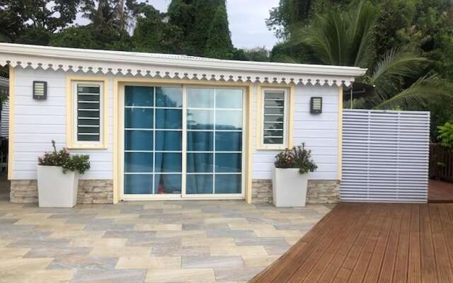 House With 2 Bedrooms in La Trinité, With Wonderful sea View, Pool Acc