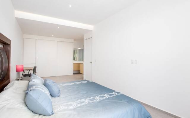 Condo Aria Ocean 411 by Kivoya