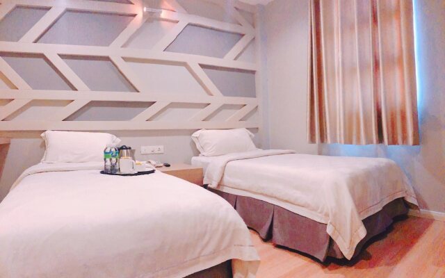 Sunshine Inn Plus