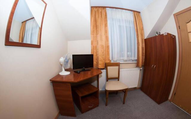 Hotel Marand