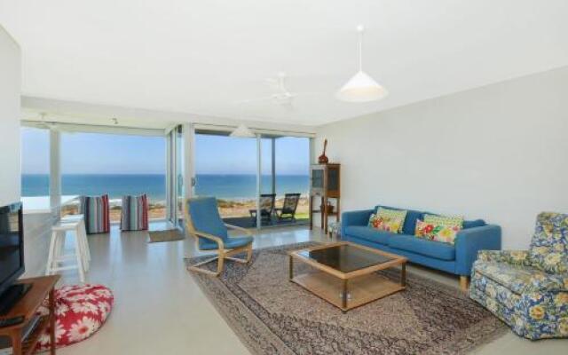 Chiton On The Rocks Breathtaking Panoramic Coastal Views